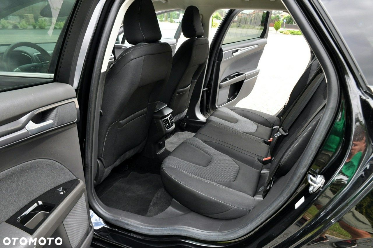 Ford Mondeo - 21