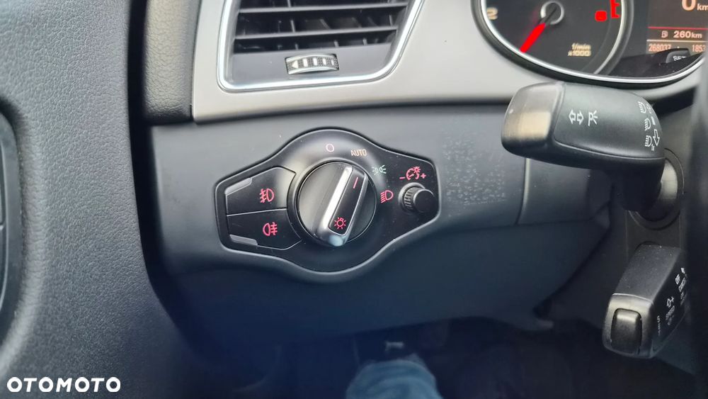 Audi A4 Avant 2.0 TDI DPF S line Sportpaket - 17