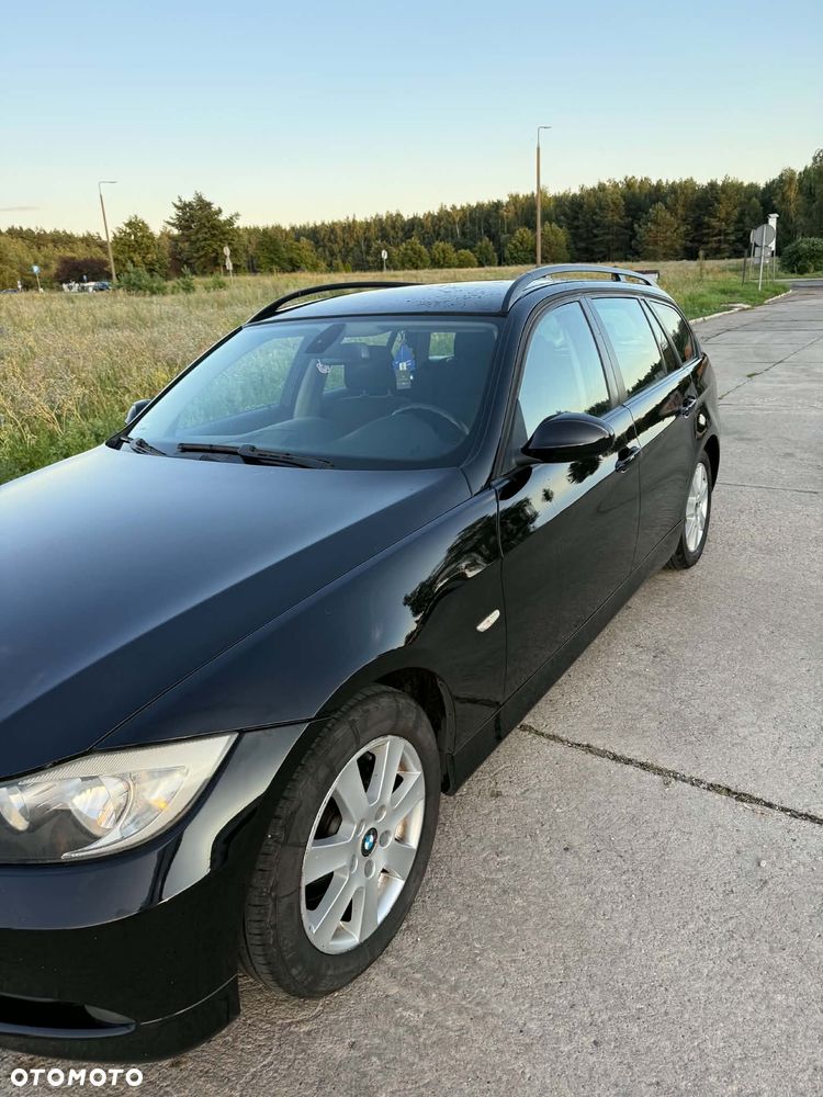 BMW Seria 3 318d DPF - 6