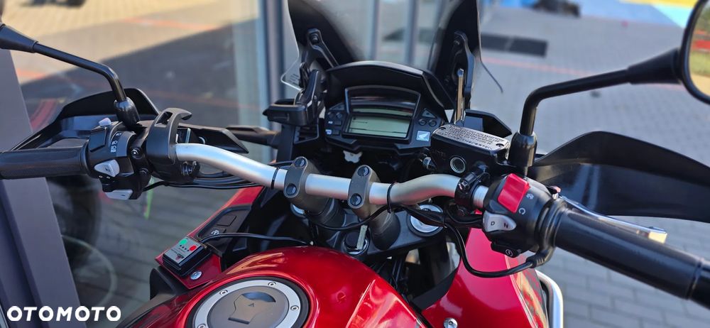 Honda VFR - 14