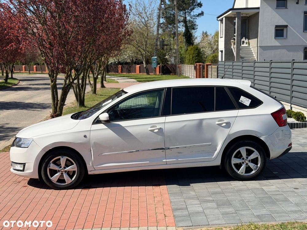 Skoda RAPID 1.6 TDI DSG Active - 8