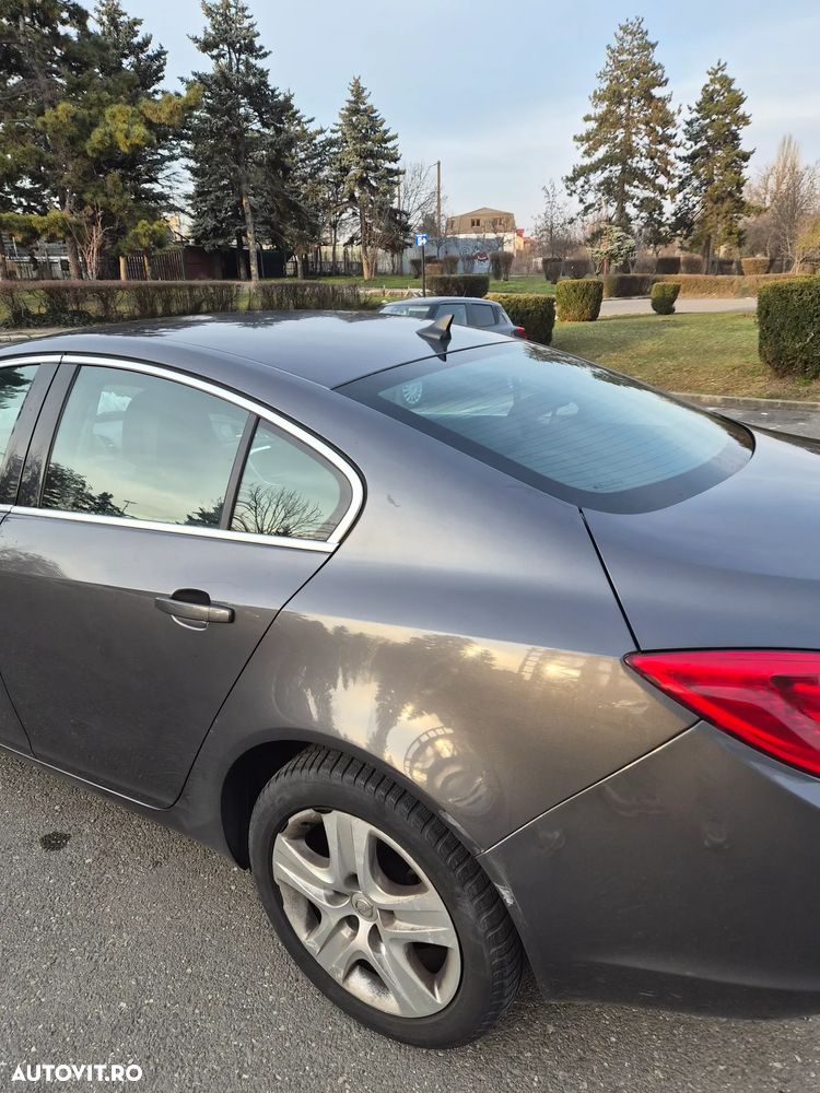 Opel Insignia 2.0 CDTI 4x4 Design Edition - 6