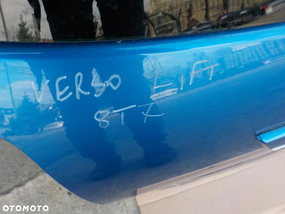 TOYOTA VERSO KLAPA BAGAŻNIKA KAMERA 8T7 - 6