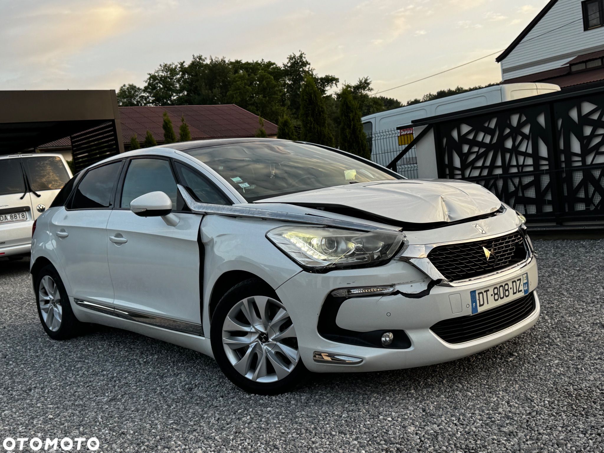Citroën DS5 2.0 BlueHDi SoChic - 1