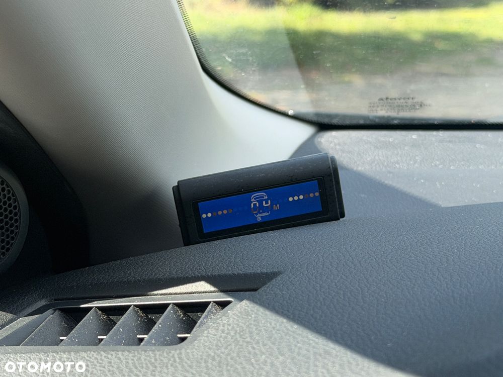 Toyota Corolla 1.6 Premium - 9