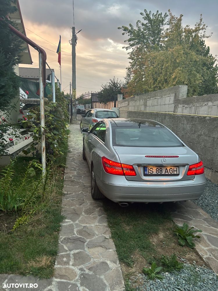 Mercedes-Benz E - 4