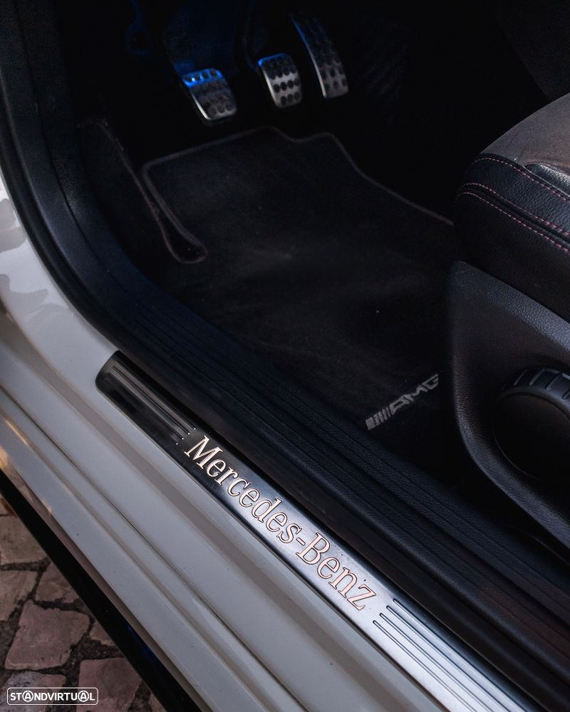 Mercedes-Benz CLA 200 CDI AMG Line - 13