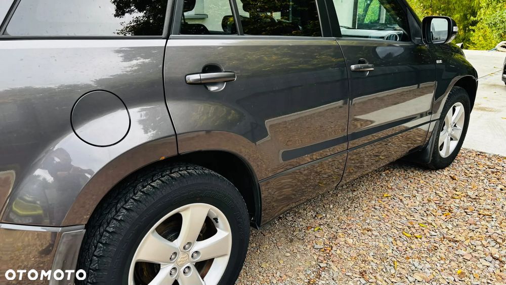Suzuki Grand Vitara - 23