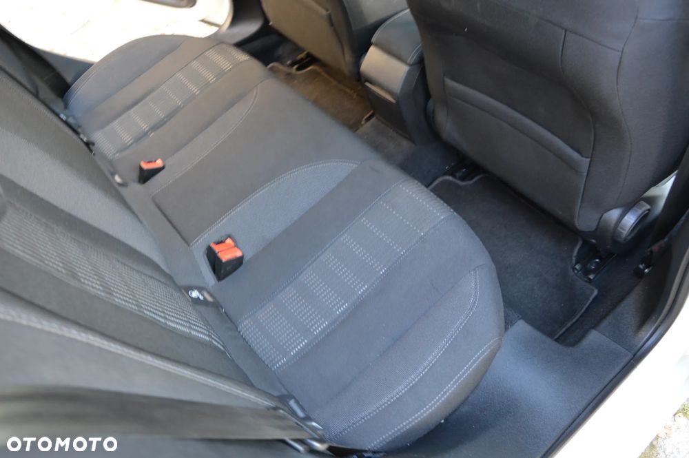 Peugeot 308 1.2 PureTech GPF Allure Pack S&S - 15