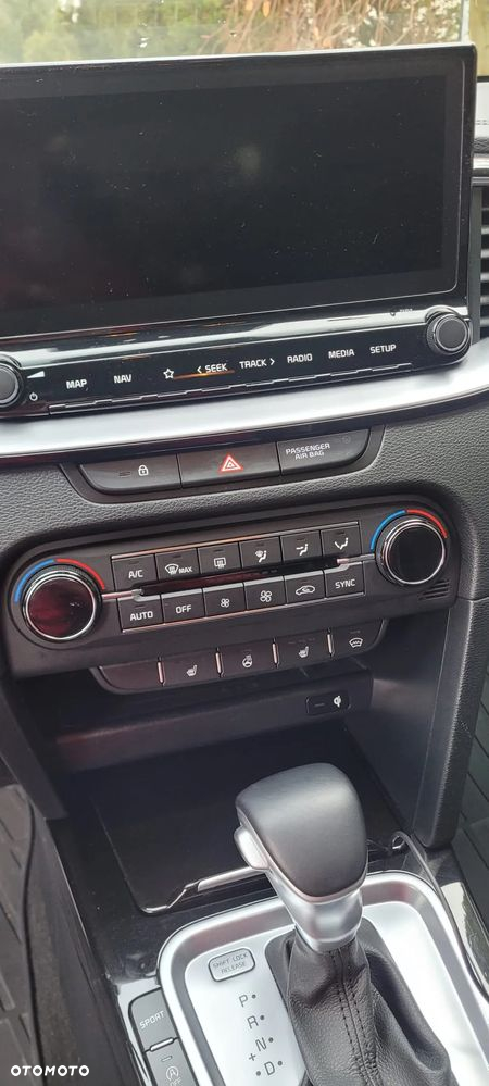 Kia Ceed 1.4 T-GDI L Business Line DCT - 17