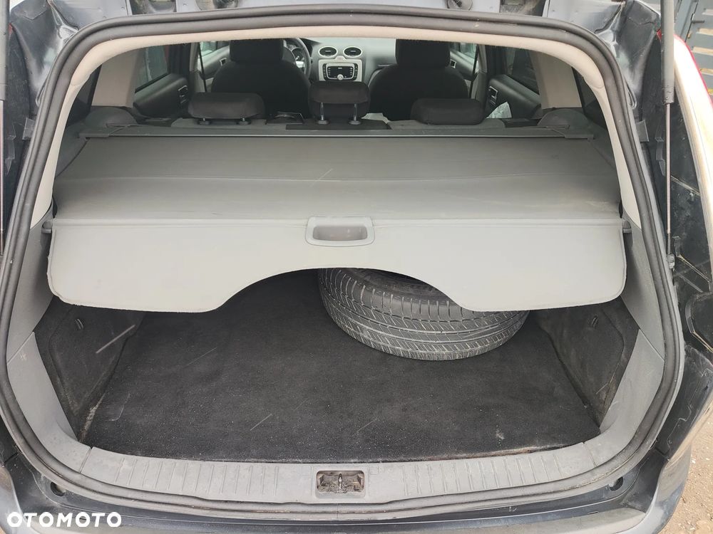 Ford Focus - 11