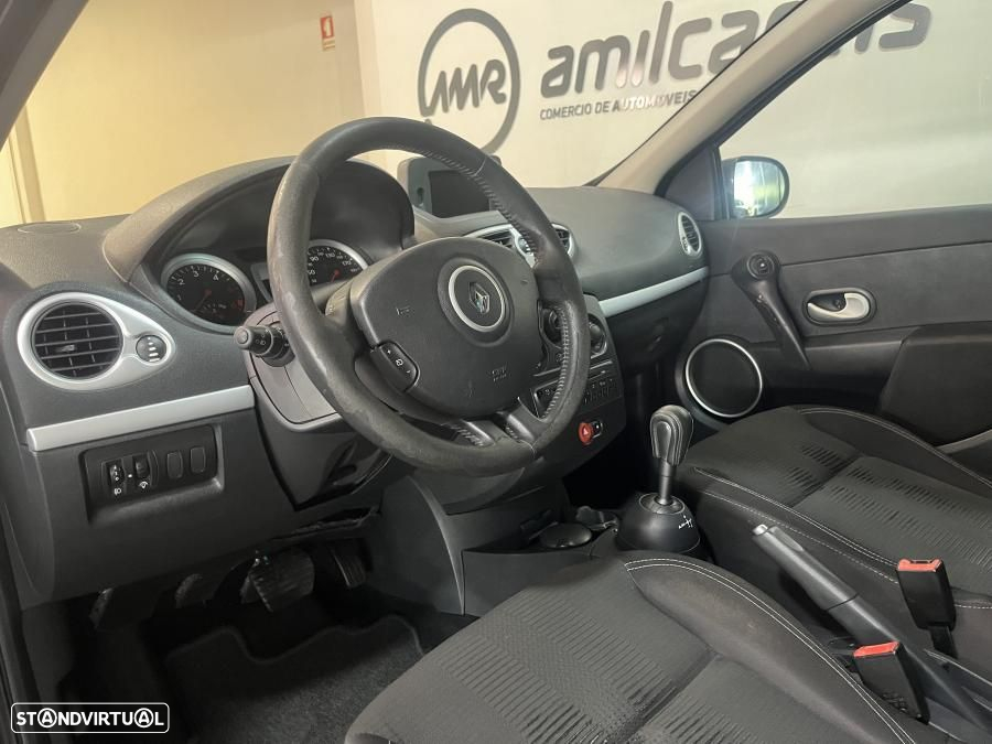 Renault Clio - 9