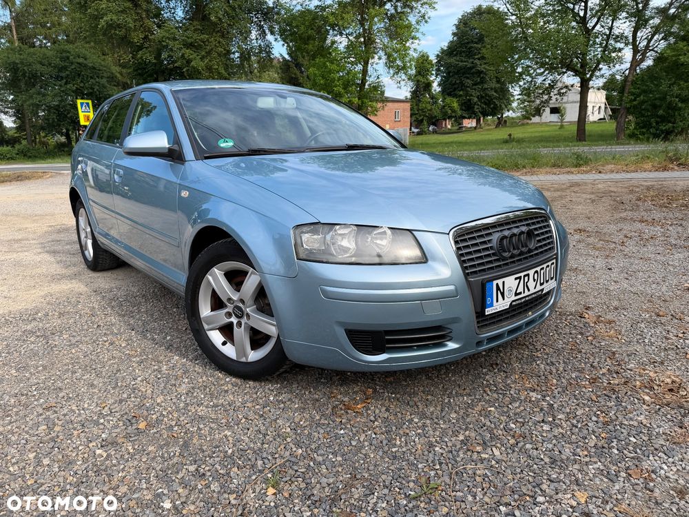 Audi A3 Sportback 1.6 Ambiente - 3