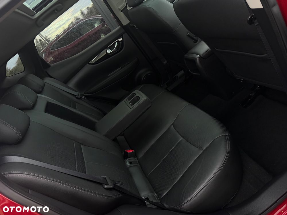 Nissan Qashqai 1.6 DIG-T Tekna+ - 29