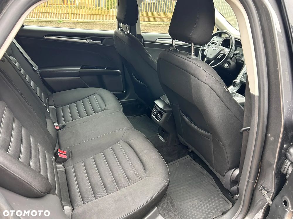 Ford Mondeo - 19