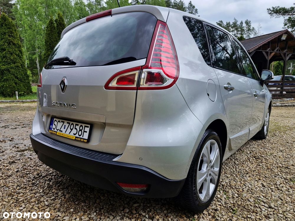 Renault Scenic 1.6 16V 110 Dynamique - 4