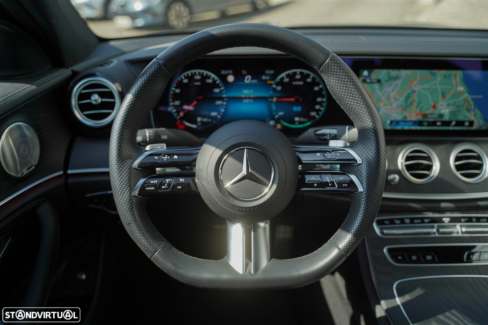 Mercedes-Benz E 300 de AMG Line - 22