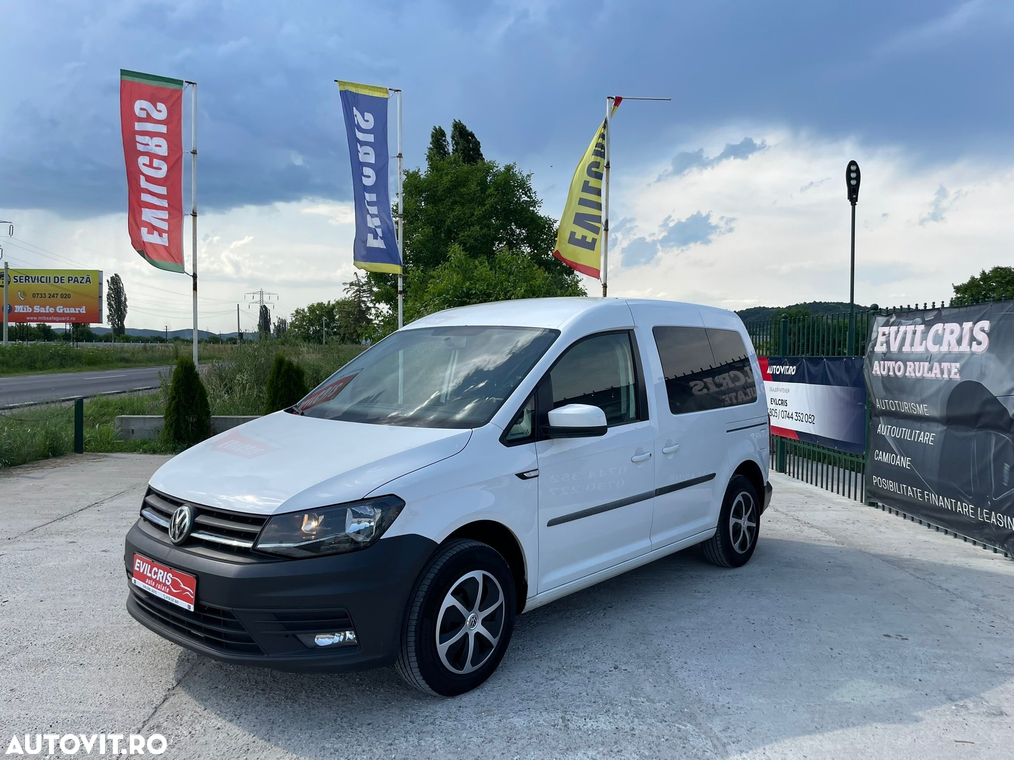 Volkswagen Caddy - 34
