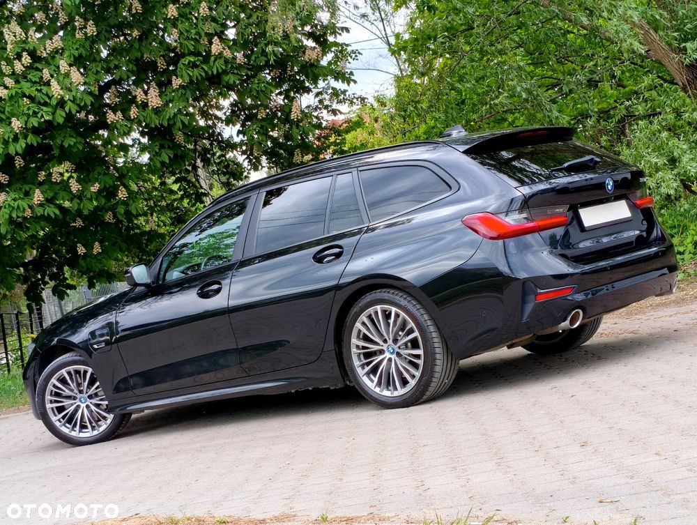 BMW Seria 3 330e - 3