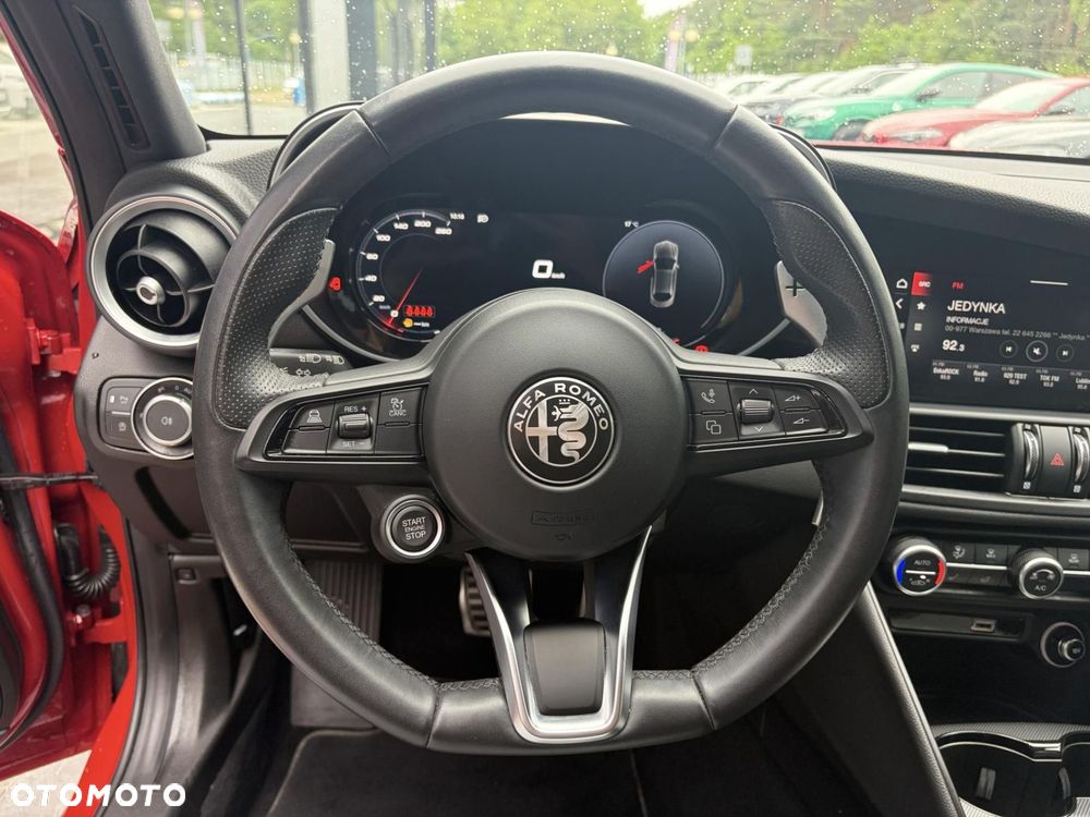 Alfa Romeo Giulia - 14