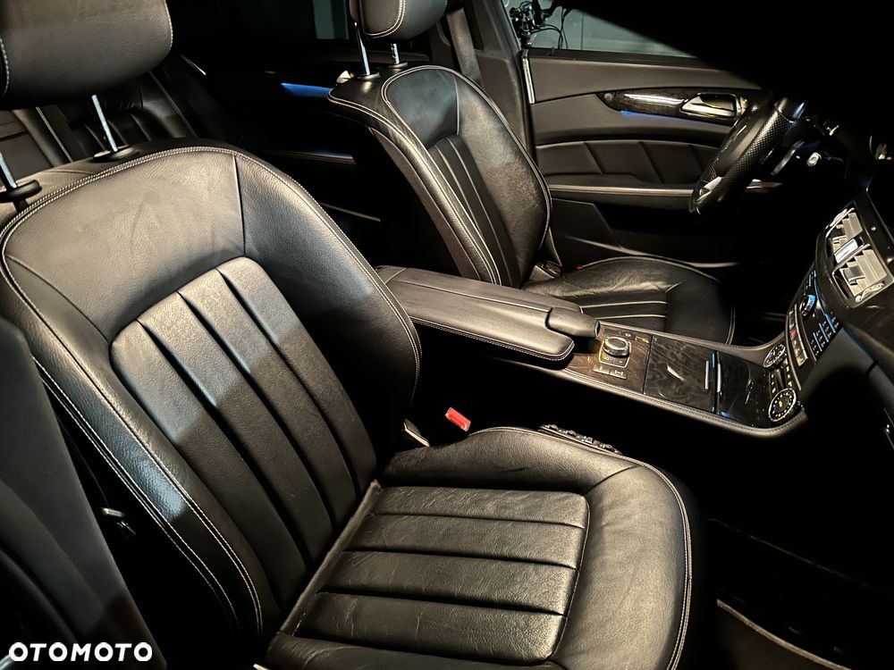 Mercedes-Benz CLS 350 d 4-Matic - 22