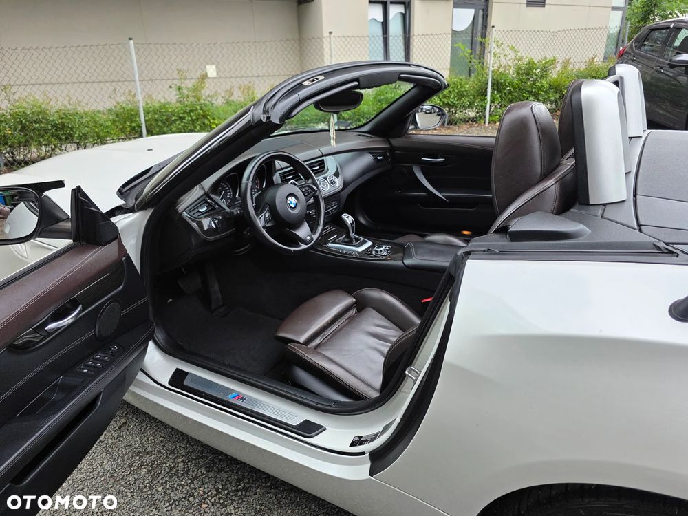 BMW Z4 sDrive28i - 21