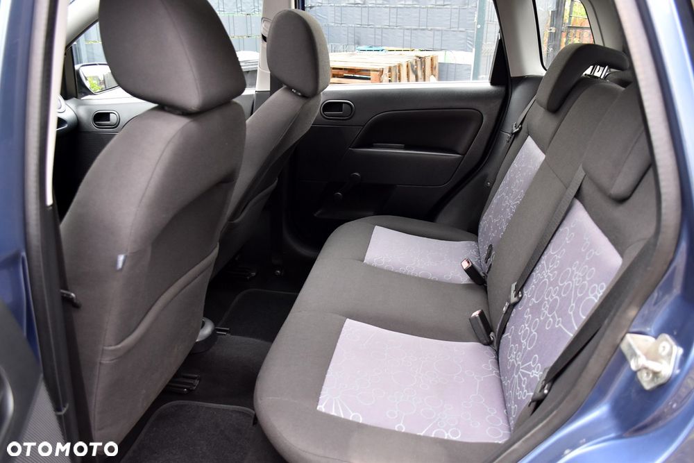 Ford Fiesta 1.4 Black Magic - 24