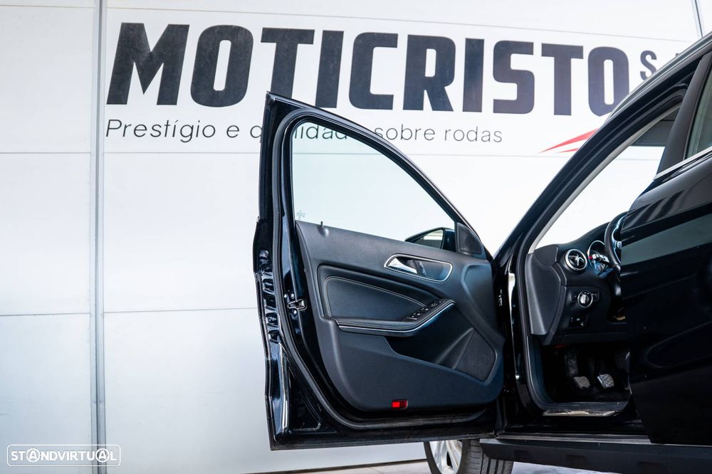 Mercedes-Benz GLA 180 d - 11