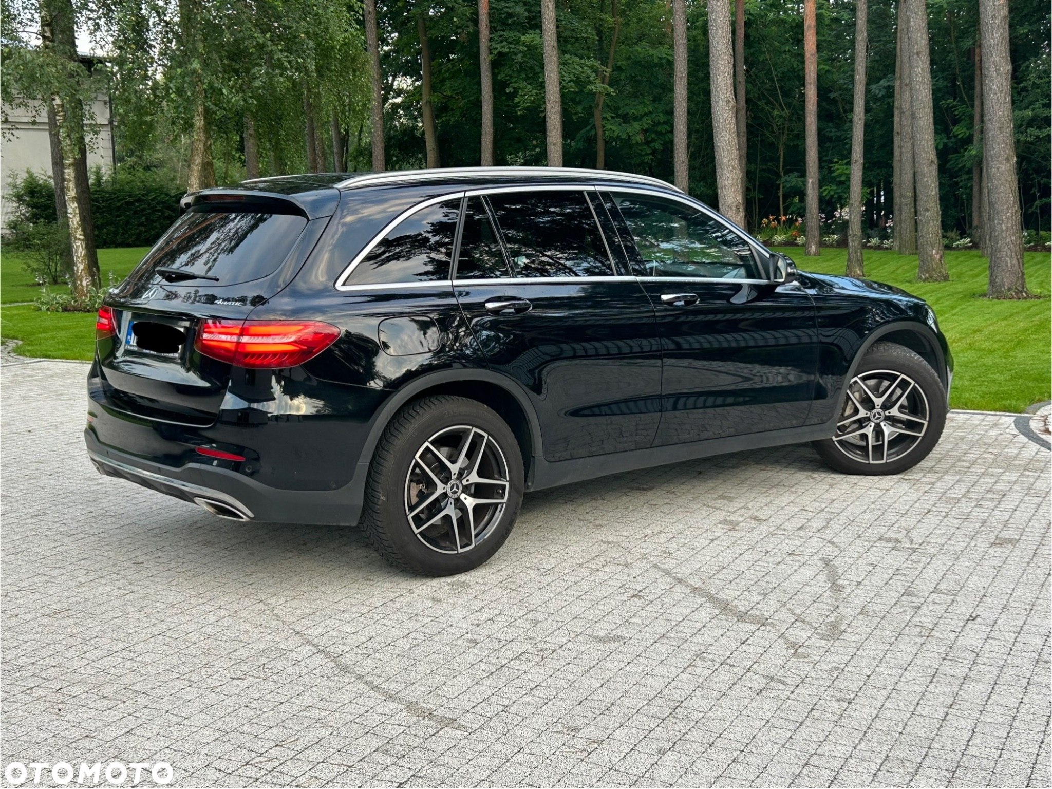Mercedes-Benz GLC - 9