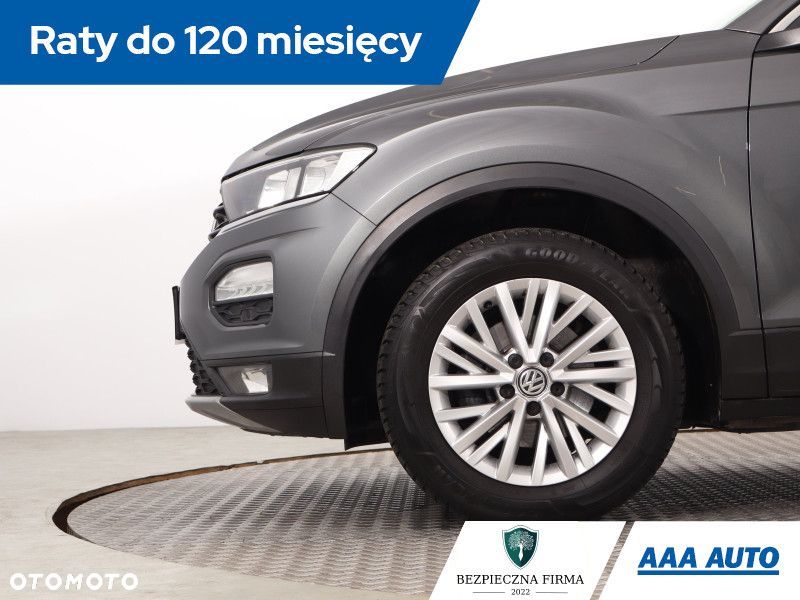 Volkswagen T-Roc - 16