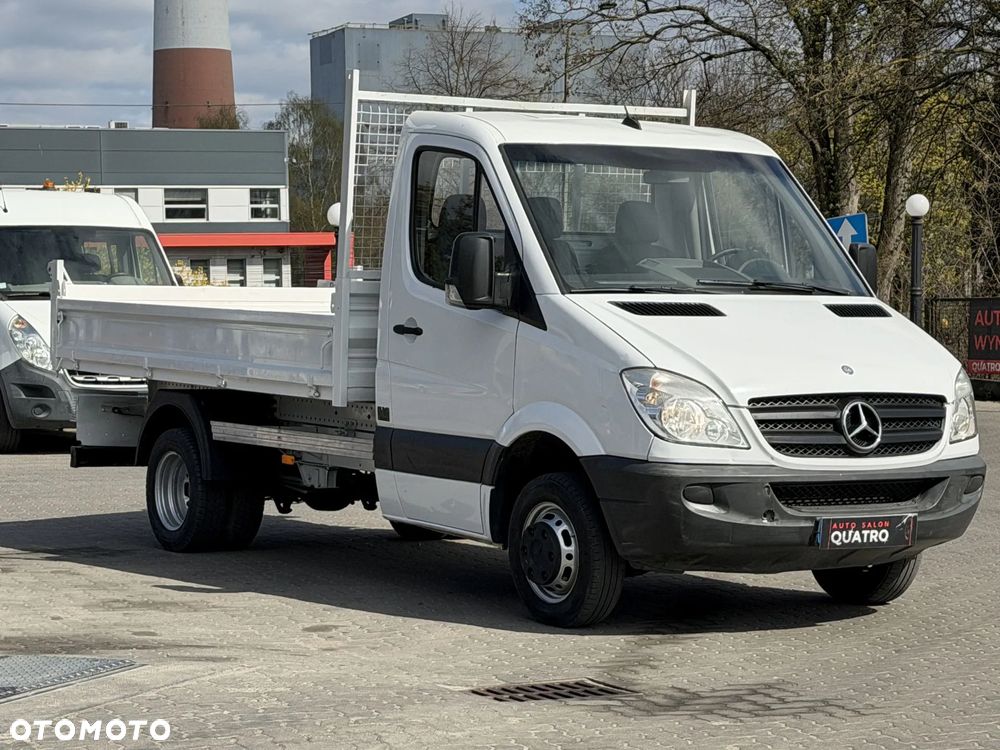 Mercedes-Benz 315 - 1