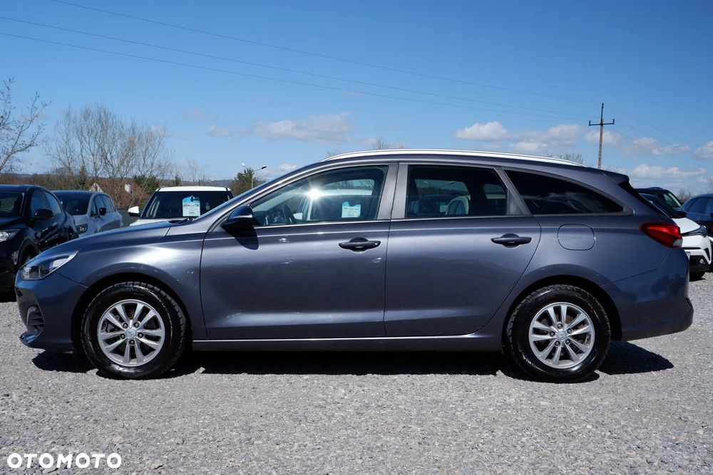 Hyundai i30 1.6 CRDI DCT Trend - 35