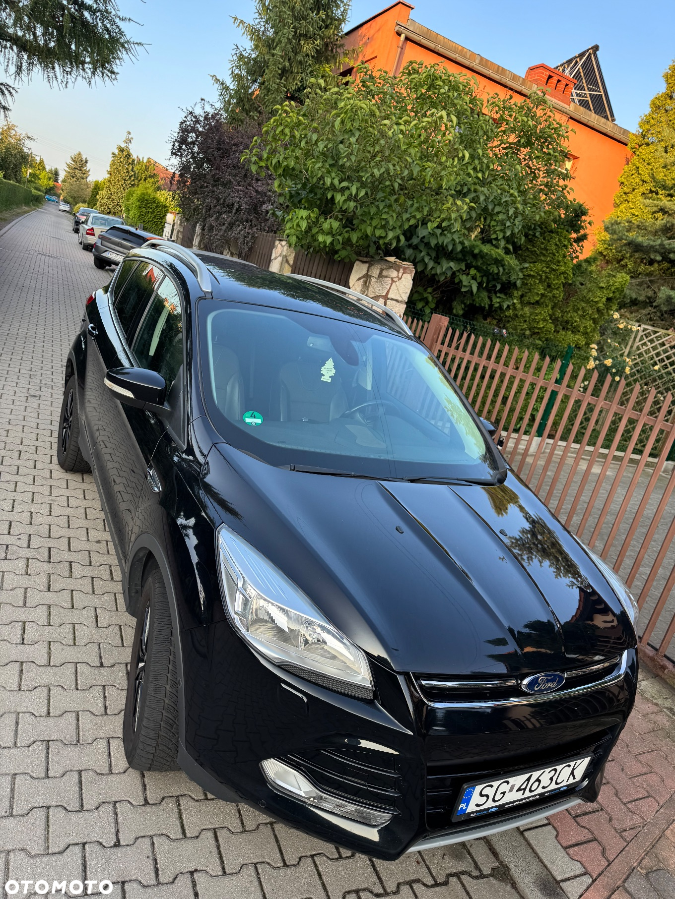 Ford Kuga 1.5 EcoBoost 4WD Titanium - 4