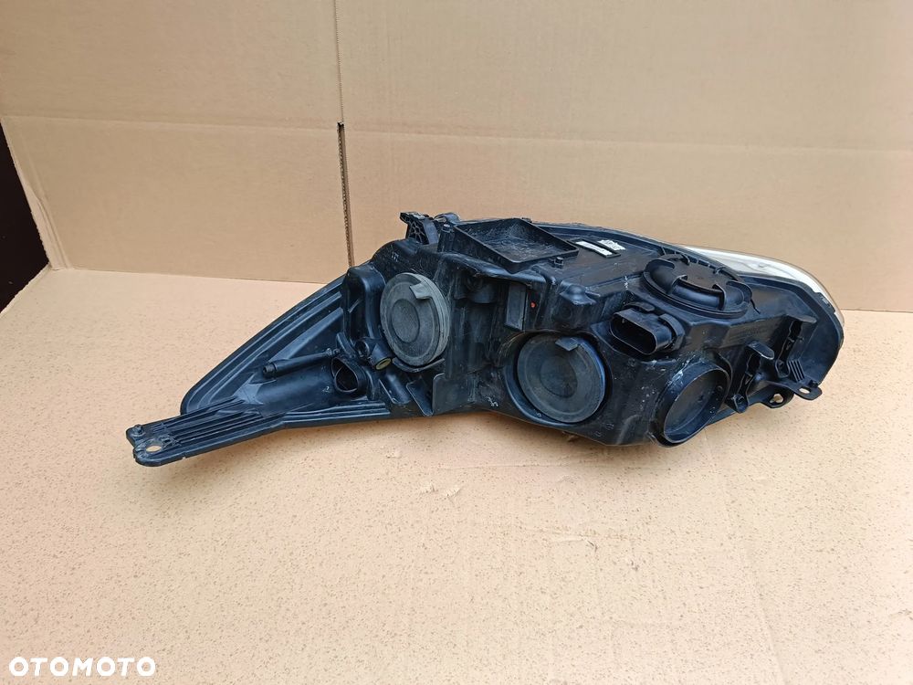 Lampa przednia prawa Ford Focus MK3 reflektor BM51-13W029-AK - 4