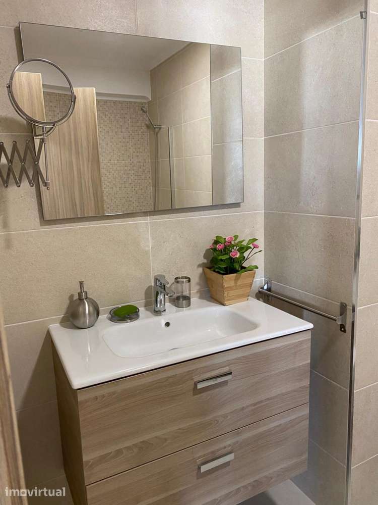 Apartamento com 1 quartos - localizado em Portimao - Grande imagem: 3/16