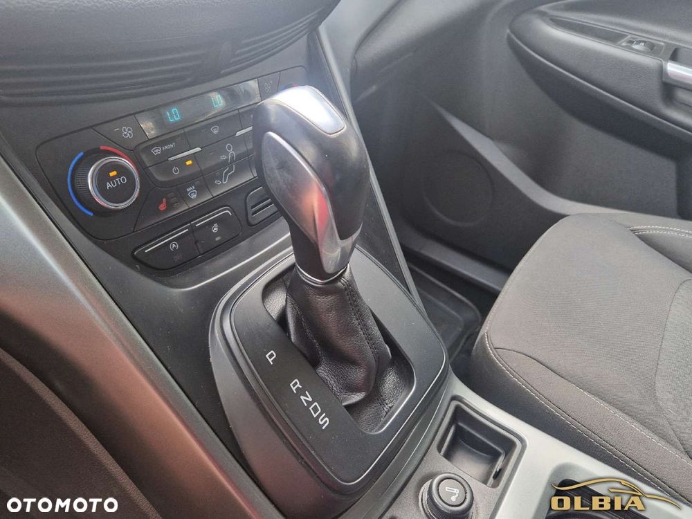 Ford Kuga - 27