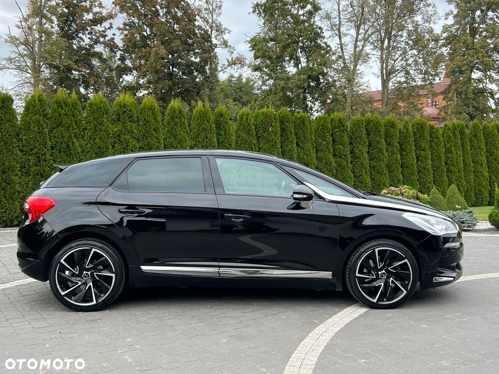 DS Automobiles DS 5 - 5