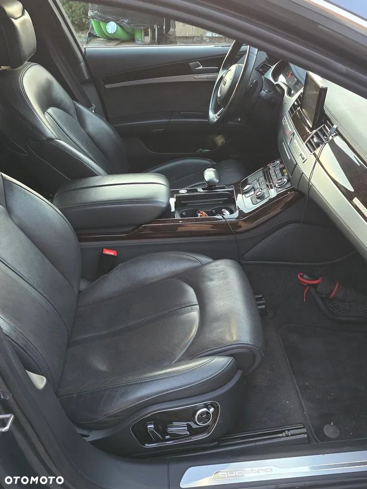 Audi A8 4.2 TDI DPF (clean diesel) quattro tiptronic Lang - 16