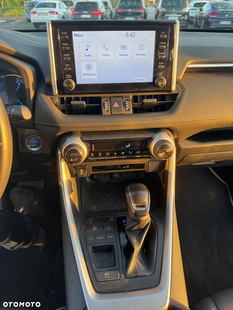 Toyota RAV4 2.5 Hybrid Comfort 4x2 - 18