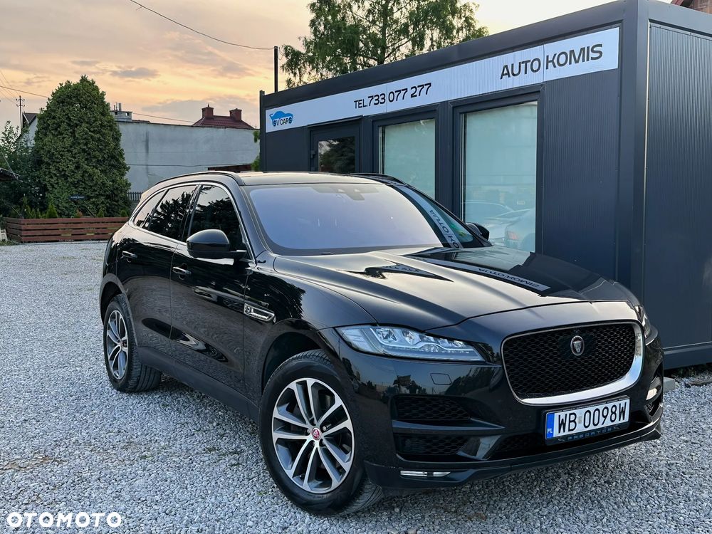 Jaguar F-Pace