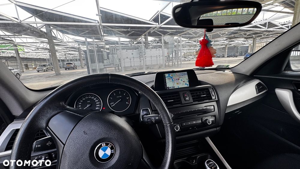 BMW Seria 1 114d - 19