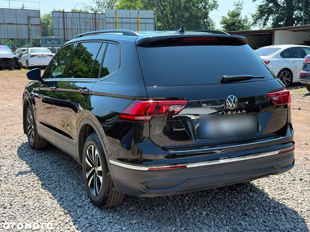 Volkswagen Tiguan Allspace - 16
