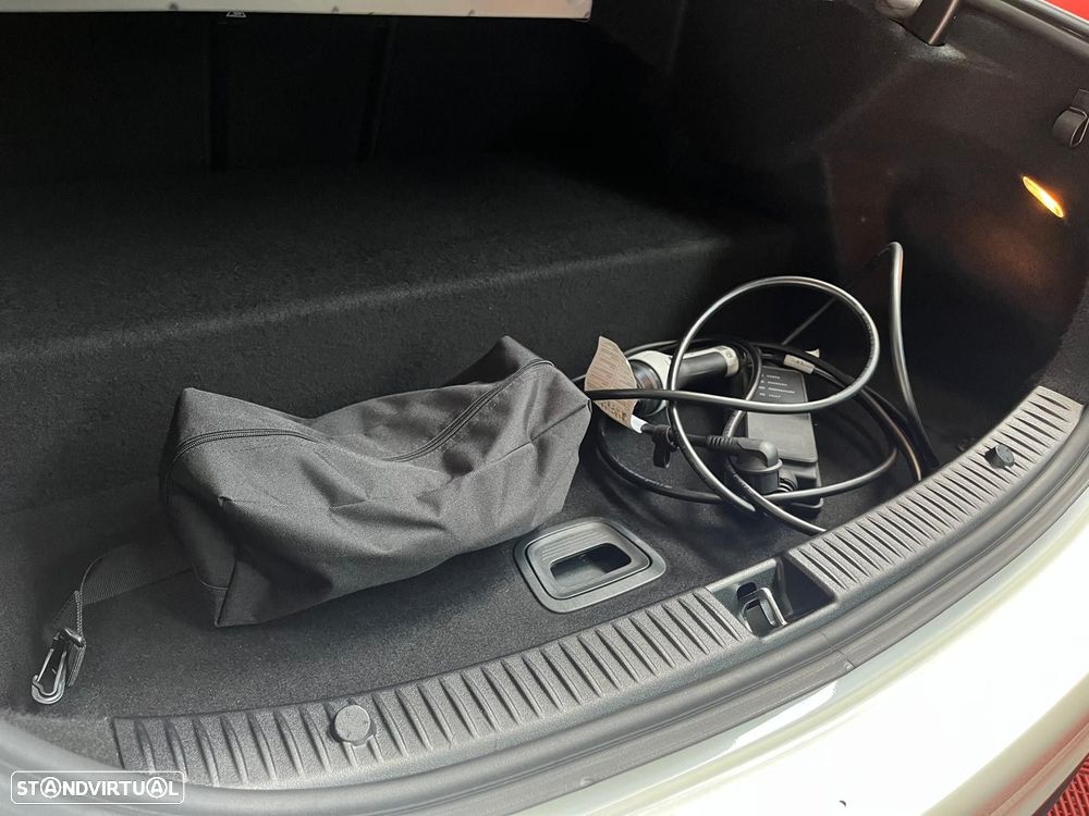 Mercedes-Benz C 300 de 9G-TRONIC Avantgarde - 26