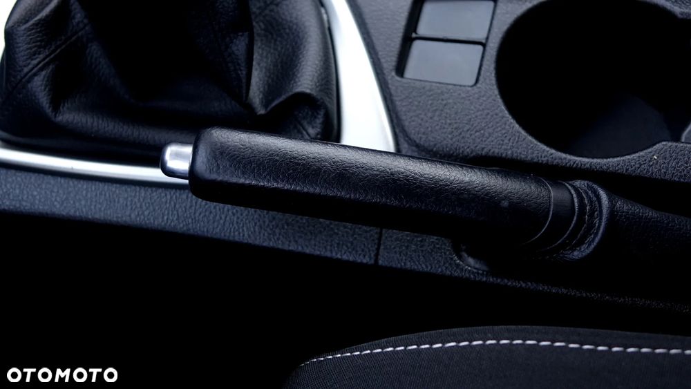 Toyota Auris - 23