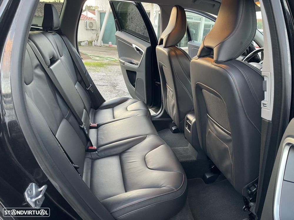 Volvo XC 60 D4 Ocean Race - 18