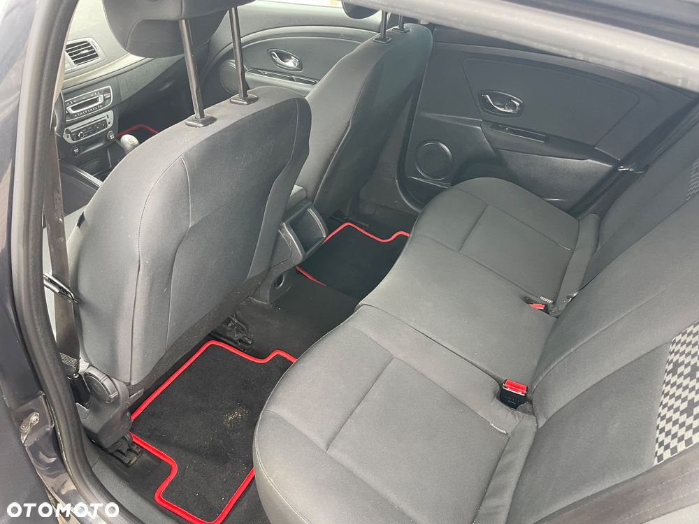 Renault Megane 1.6 SCe Life - 11