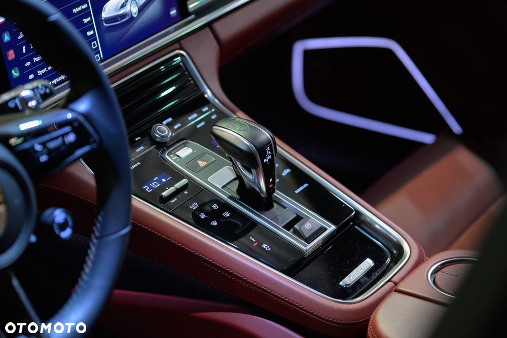 Porsche Panamera - 8
