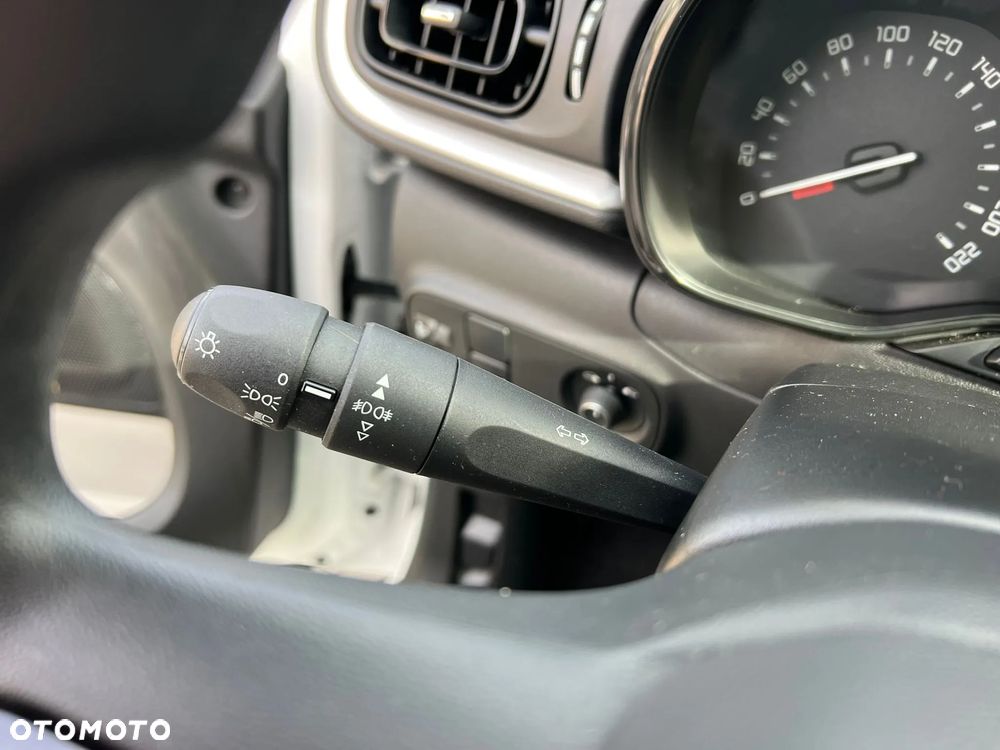 Citroën C3 BlueHDi 100 S&S FEEL - 21