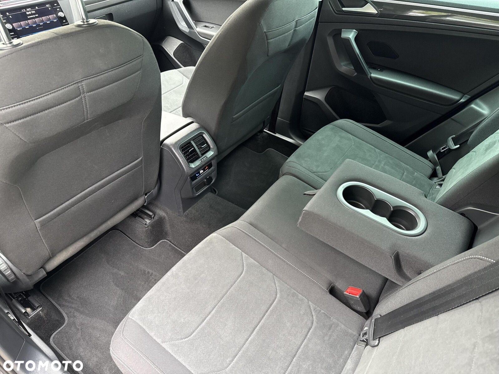 Volkswagen Tiguan 1.5 TSI EVO Elegance DSG - 11