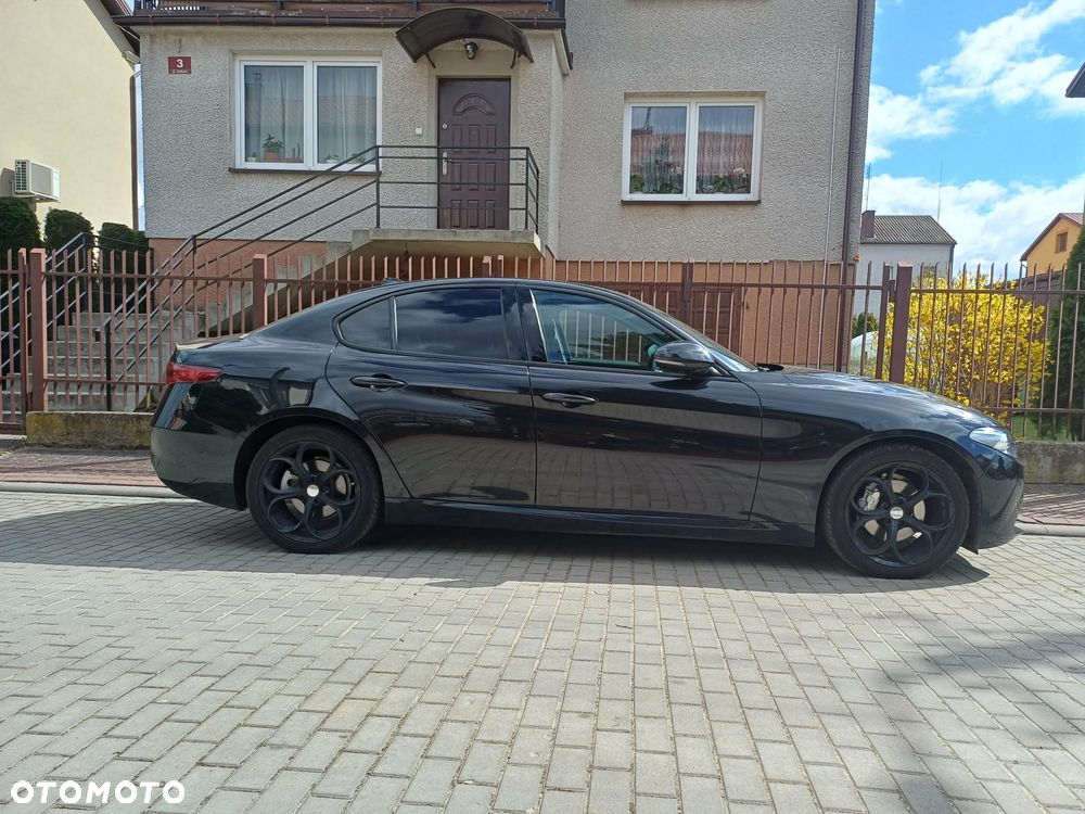 Alfa Romeo Giulia 2.0 Turbo Business - 8